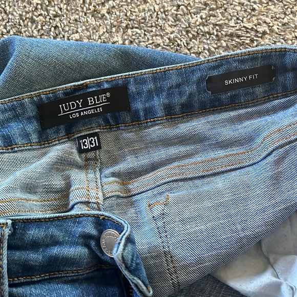 Judy Blue Jeans size 13/31 - Picture 3 of 4